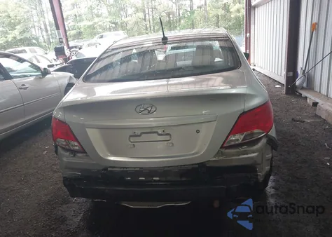 2017 Hyundai Accent Value Edition z USA, uszkodzony, nr VIN KMHCT4AE3HU343309